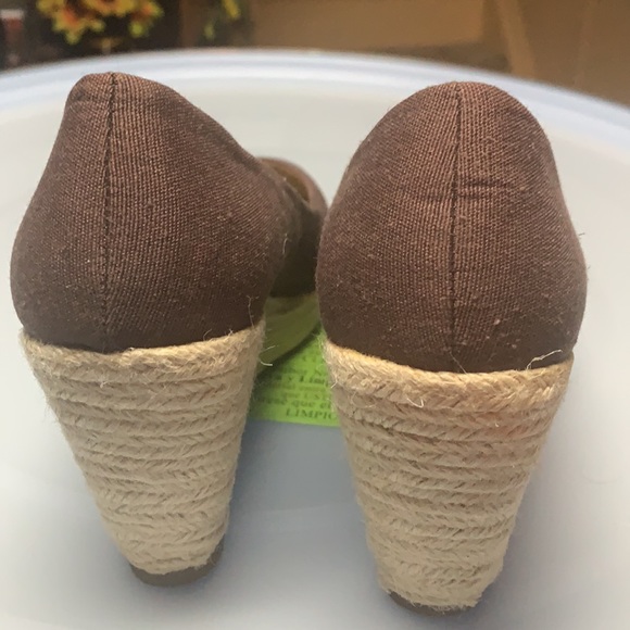 Brand new wedge  shoes never worn - Picture 4 of 4